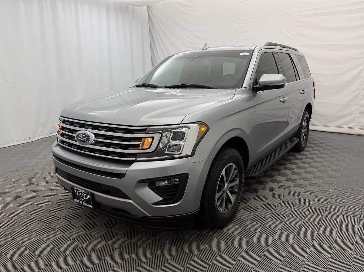 Used 2020 Ford Expedition XLT w/ Equipment Group 201A AWD/4WD image 2