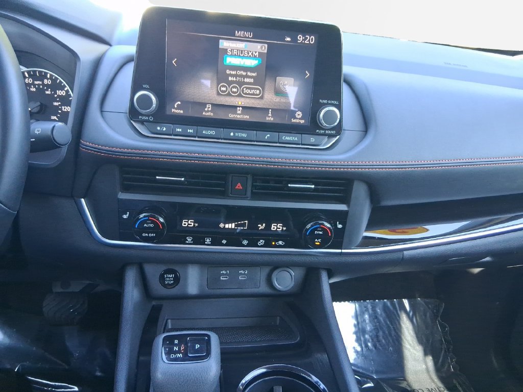 Used 2025 Nissan Rogue SV AWD/4WD image 22