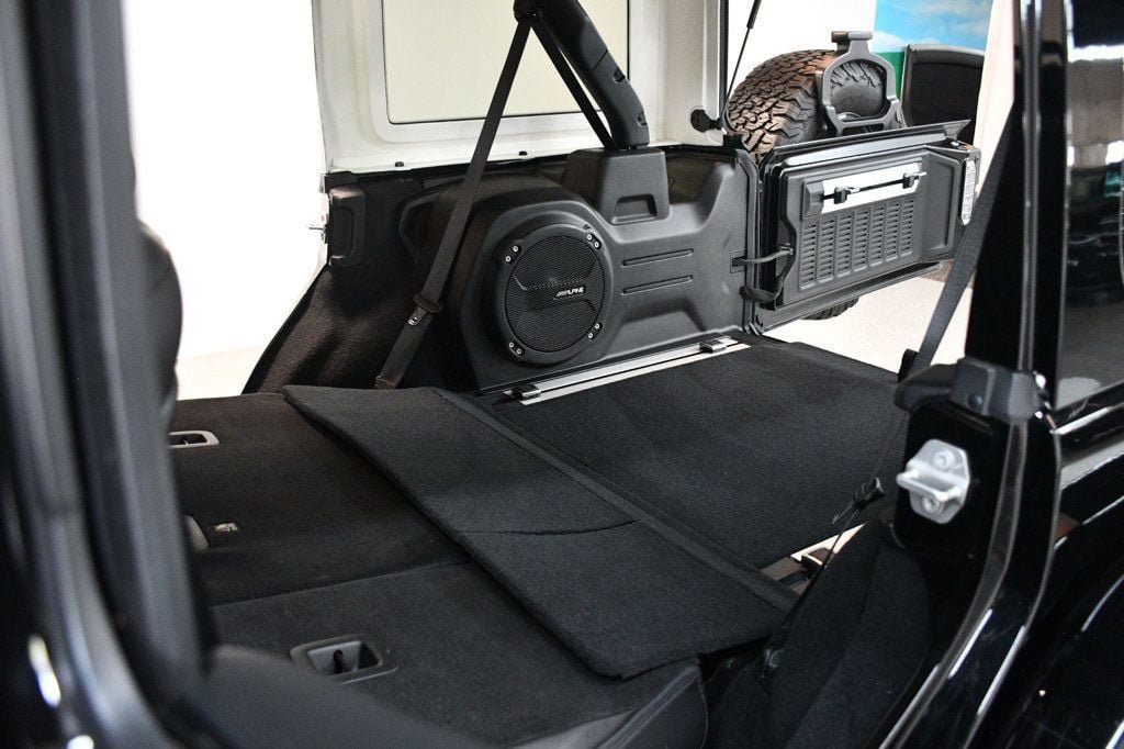 Used 2018 Jeep Wrangler Unlimited Rubicon AWD/4WD image 75