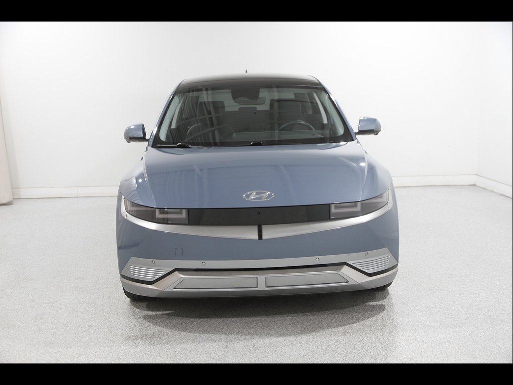 Certified 2023 Hyundai Ioniq 5 Limited AWD/4WD image 2