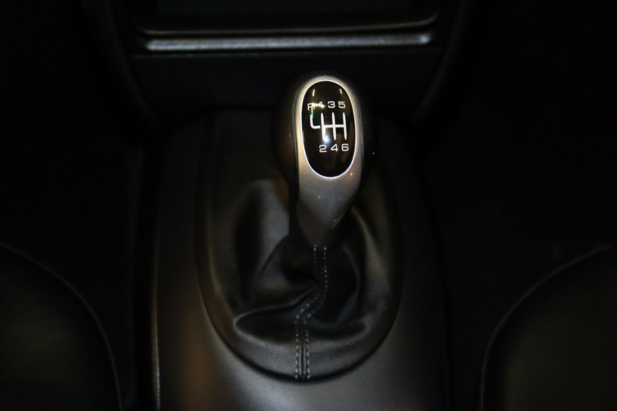 Used 2003 Porsche 911 Carrera image 5