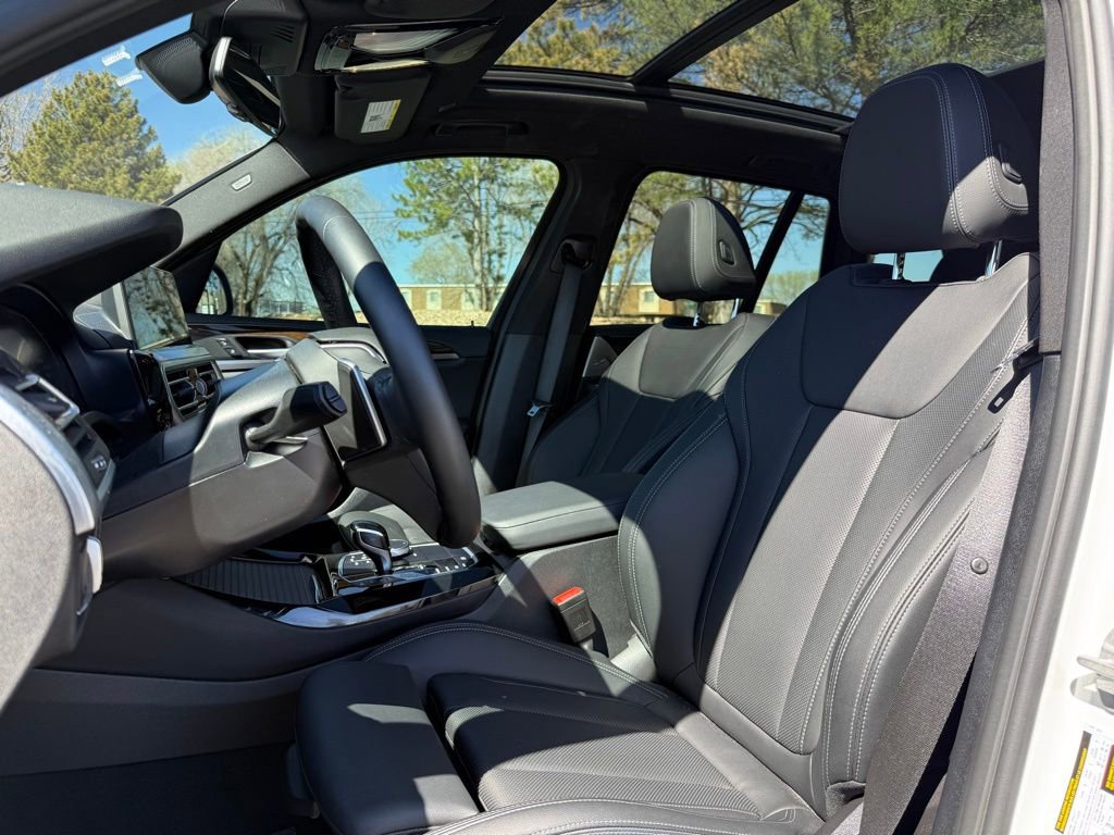 Used 2024 BMW X3 xDrive30i w/ Convenience Package image 16