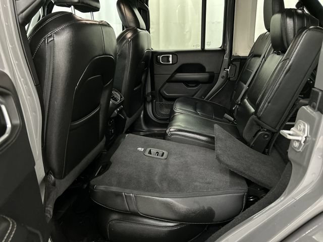 Used 2022 Jeep Wrangler Unlimited Sahara w/ Safety Group AWD/4WD image 28