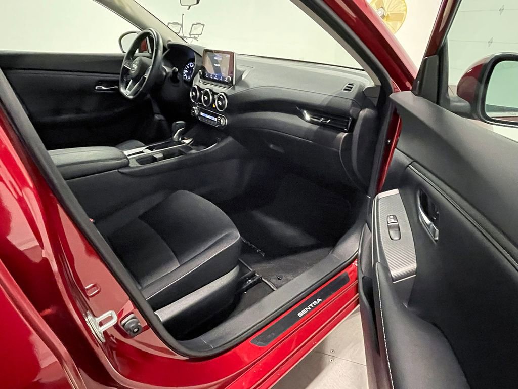 Used 2021 Nissan Sentra SV image 27