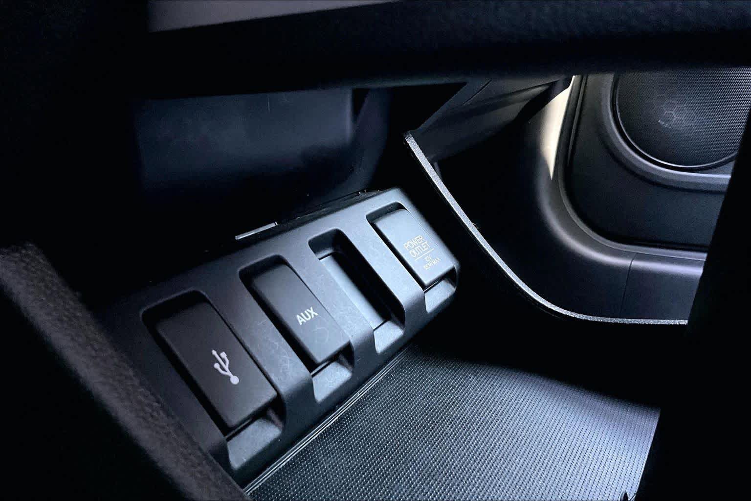 Used 2017 Honda HR-V LX image 33