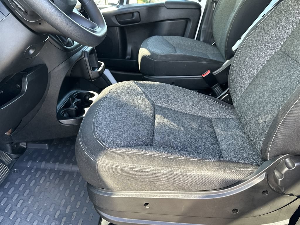 Used 2025 RAM ProMaster 2500 w/ U-Haul Equipment Group FWD image 13
