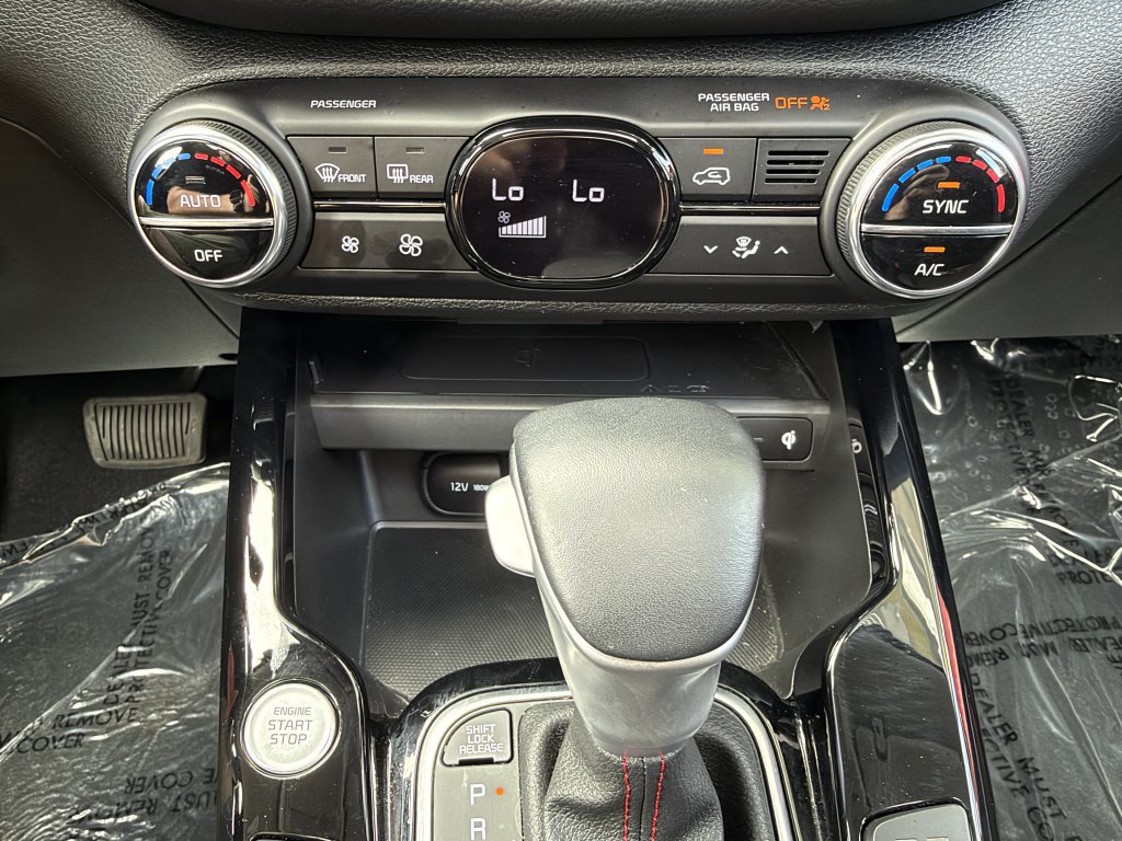 Used 2025 Kia Soul GT-Line w/ GT-Line Technology Package FWD image 24