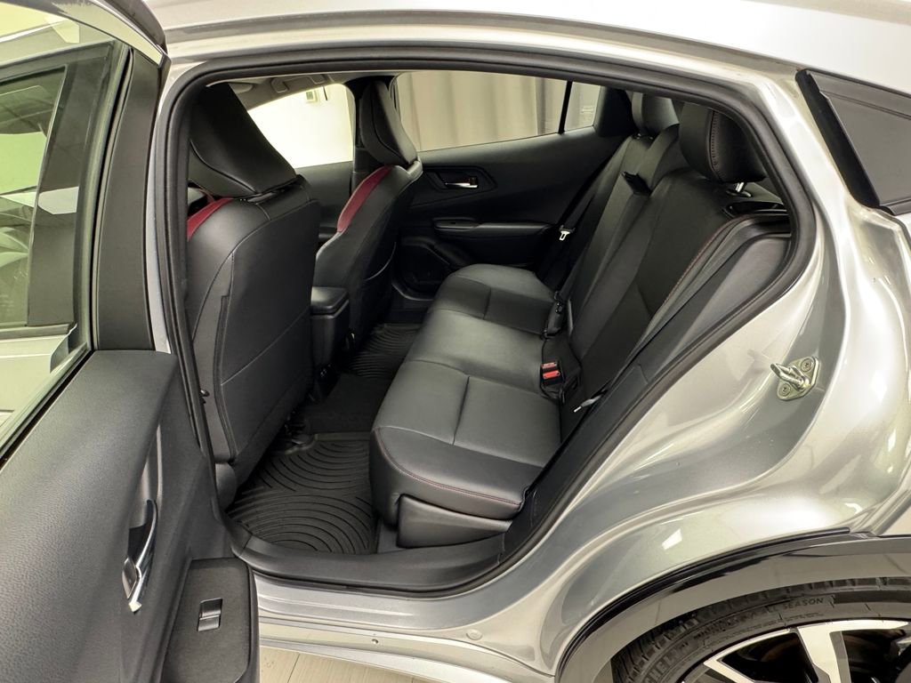 Used 2024 Toyota Prius Prime Premium image 12