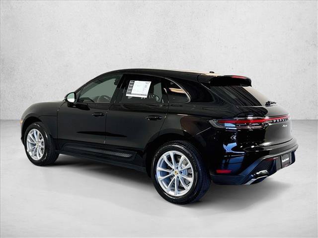 Certified 2026 Porsche Macan Turbo AWD/4WD image 3
