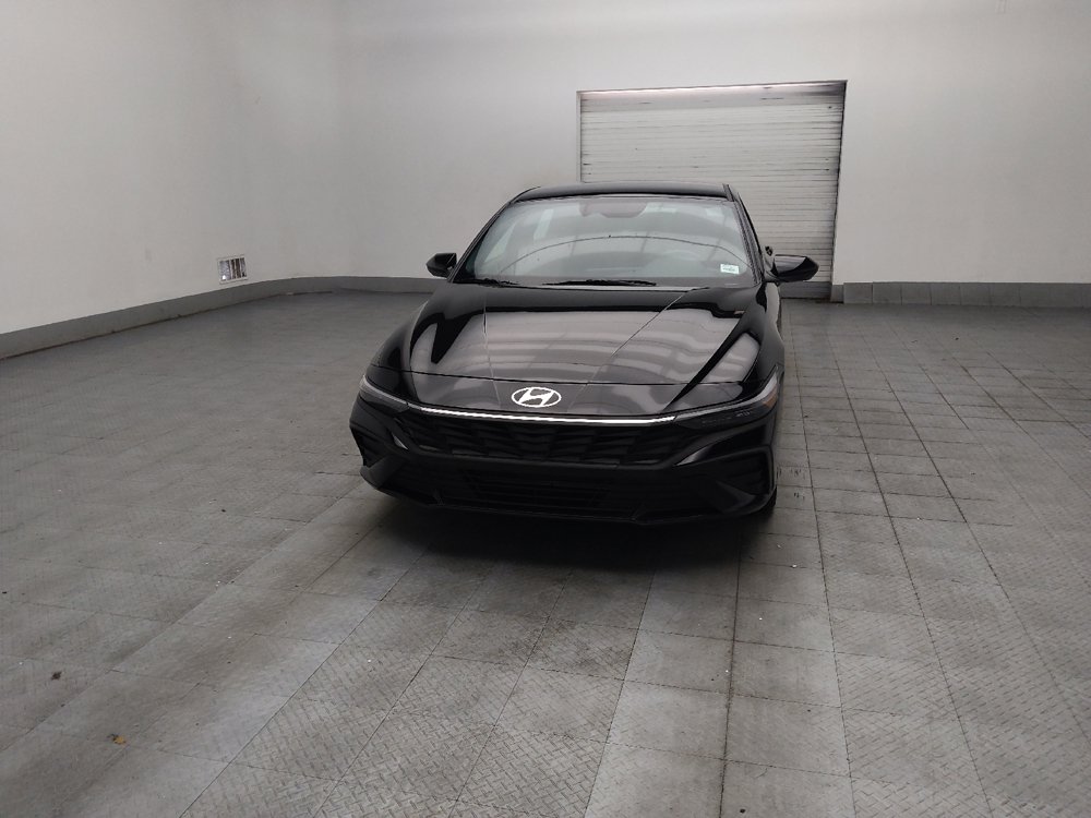 Used 2025 Hyundai Elantra Sport FWD image 15