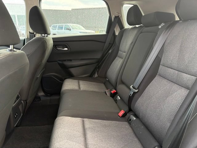 Used 2025 Nissan Rogue SV AWD/4WD image 23