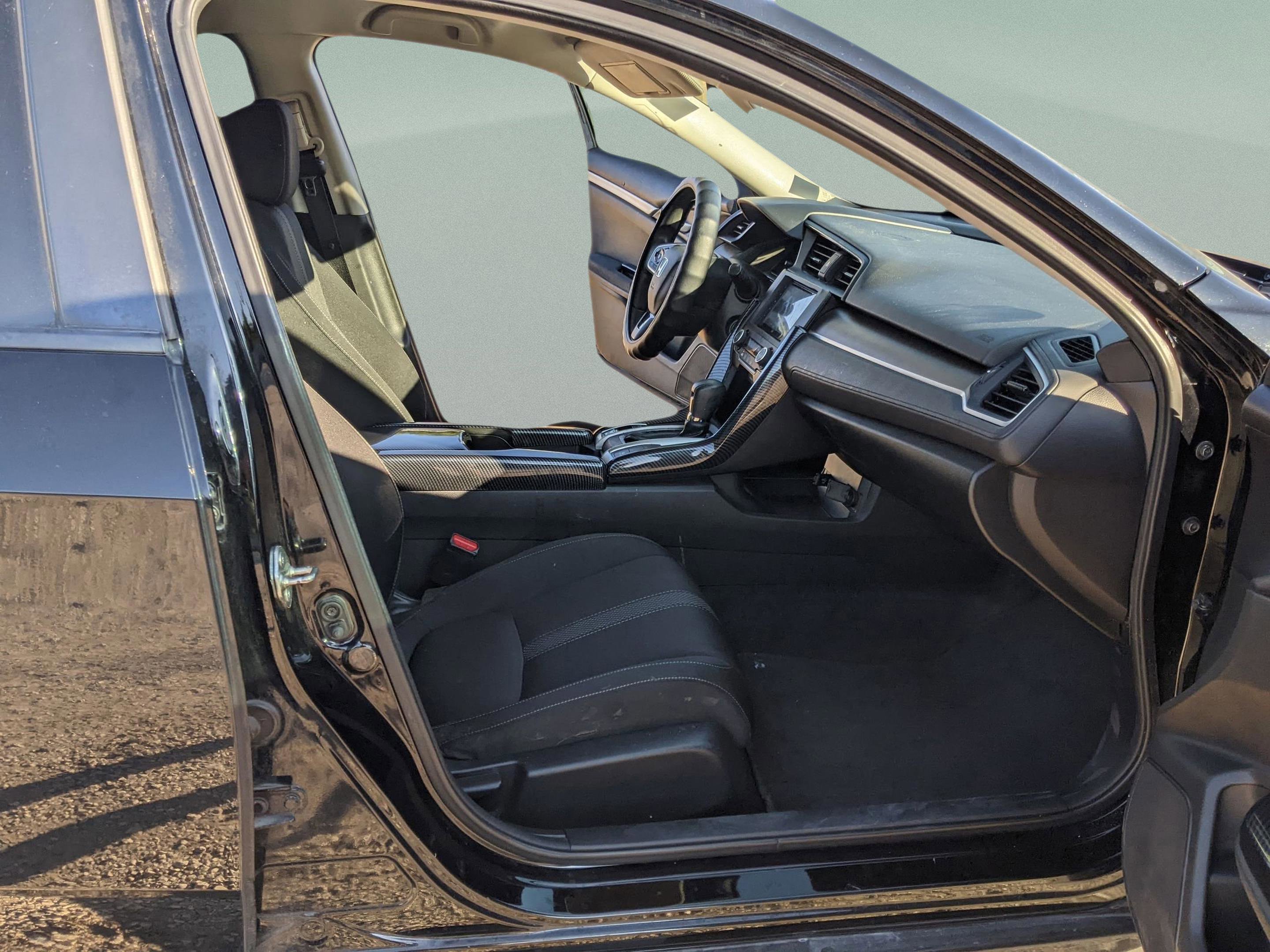 Used 2019 Honda Civic LX image 32