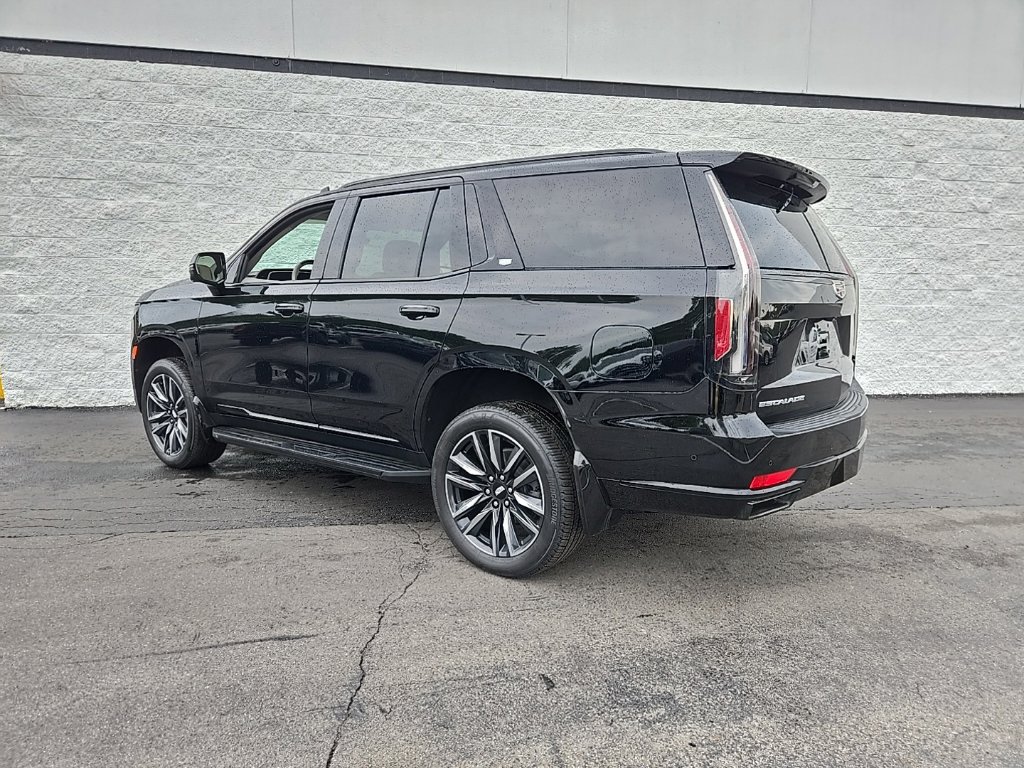 Certified 2024 Cadillac Escalade Sport Platinum w/ LPO, Floor Liner Package AWD/4WD image 4
