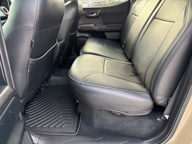 Used 2017 Toyota Tacoma TRD Sport w/ Tow Package image 17