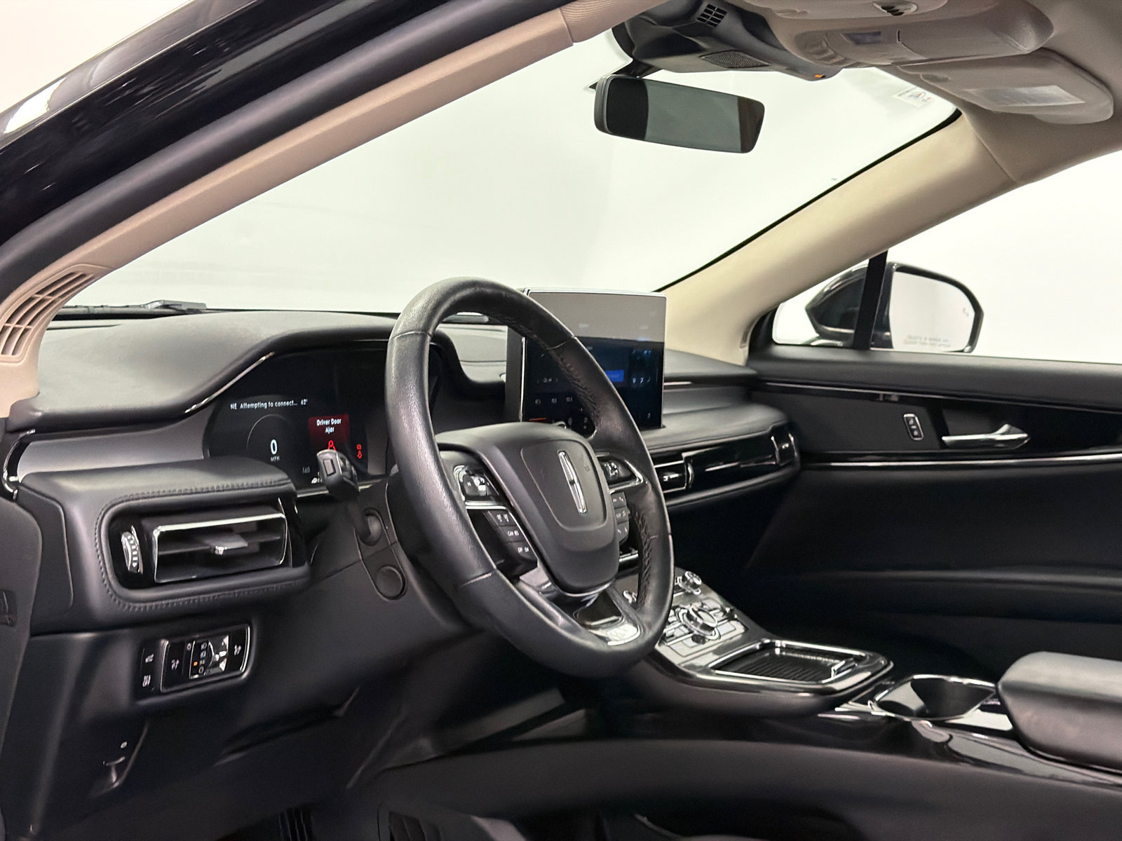 Certified 2023 Lincoln Nautilus AWD w/ Premium Package image 15