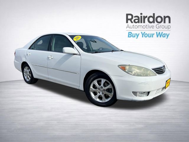 Used 2006 Toyota Camry LE FWD image 1