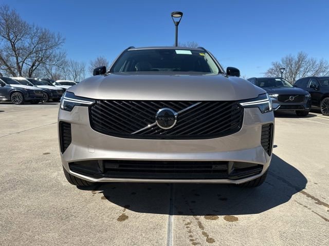 New 2026 Volvo XC90 B6 Ultra image 2