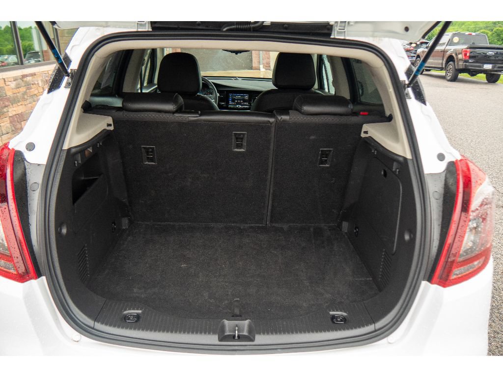 Used 2022 Buick Encore Preferred w/ Safety Package AWD/4WD image 27