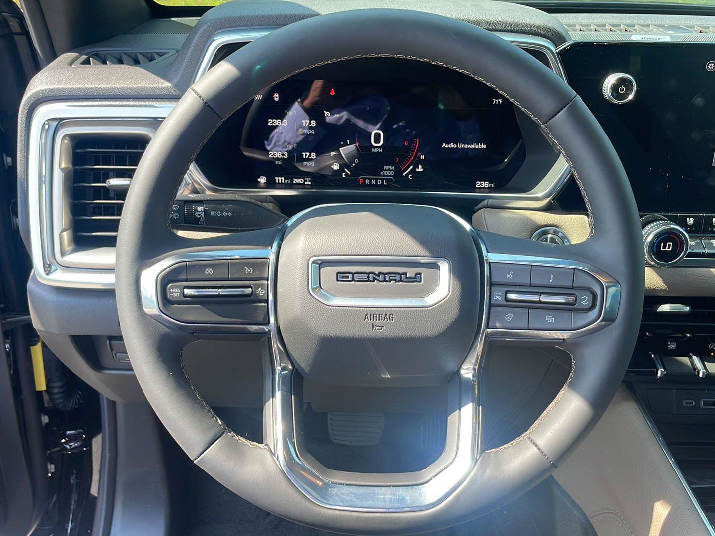 New 2026 GMC Canyon Denali AWD/4WD image 12