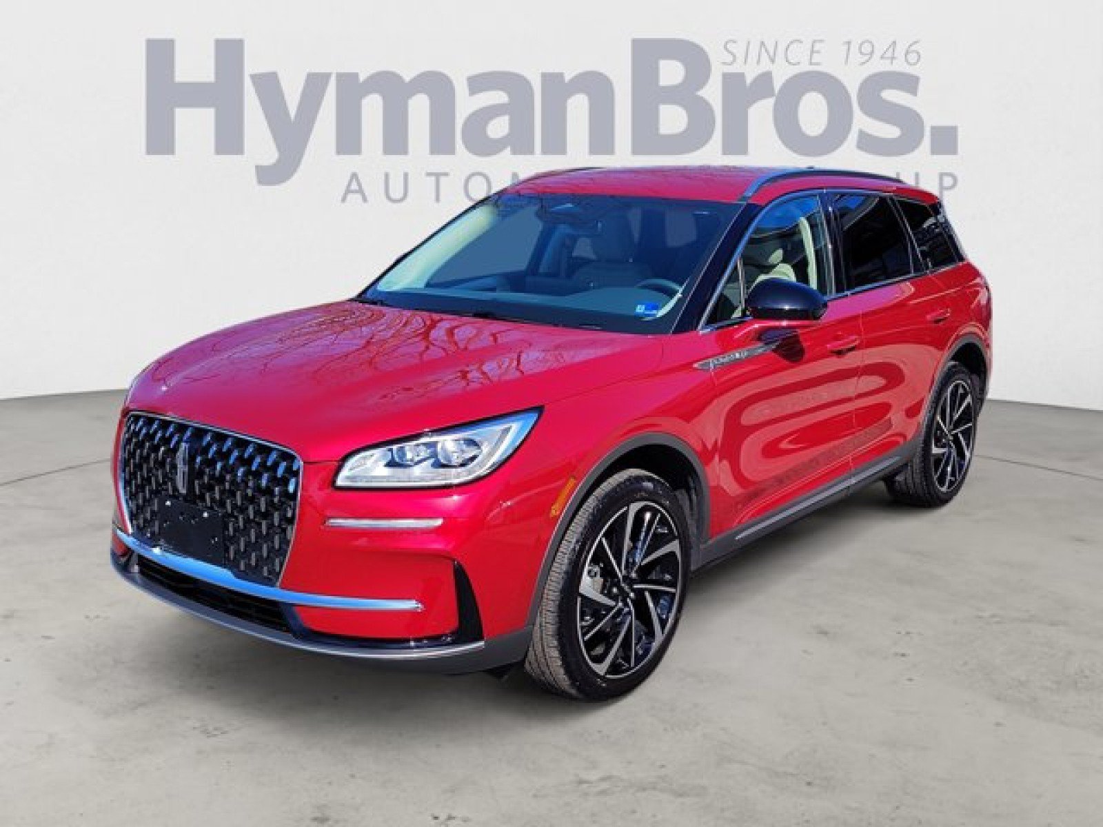 Used 2023 Lincoln Corsair Reserve w/ Rear Removable Package Tray AWD/4WD image 7