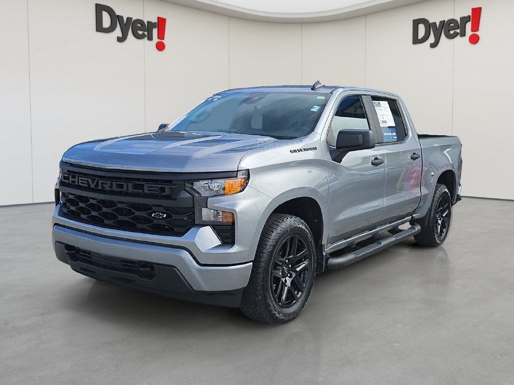 Used 2024 Chevrolet Silverado 1500 Custom w/ Turbomax Blackout Package RWD image 1