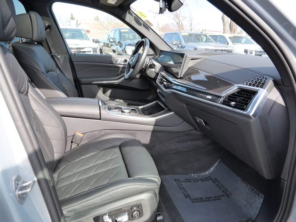 Used 2026 BMW X5 M60i AWD/4WD image 14