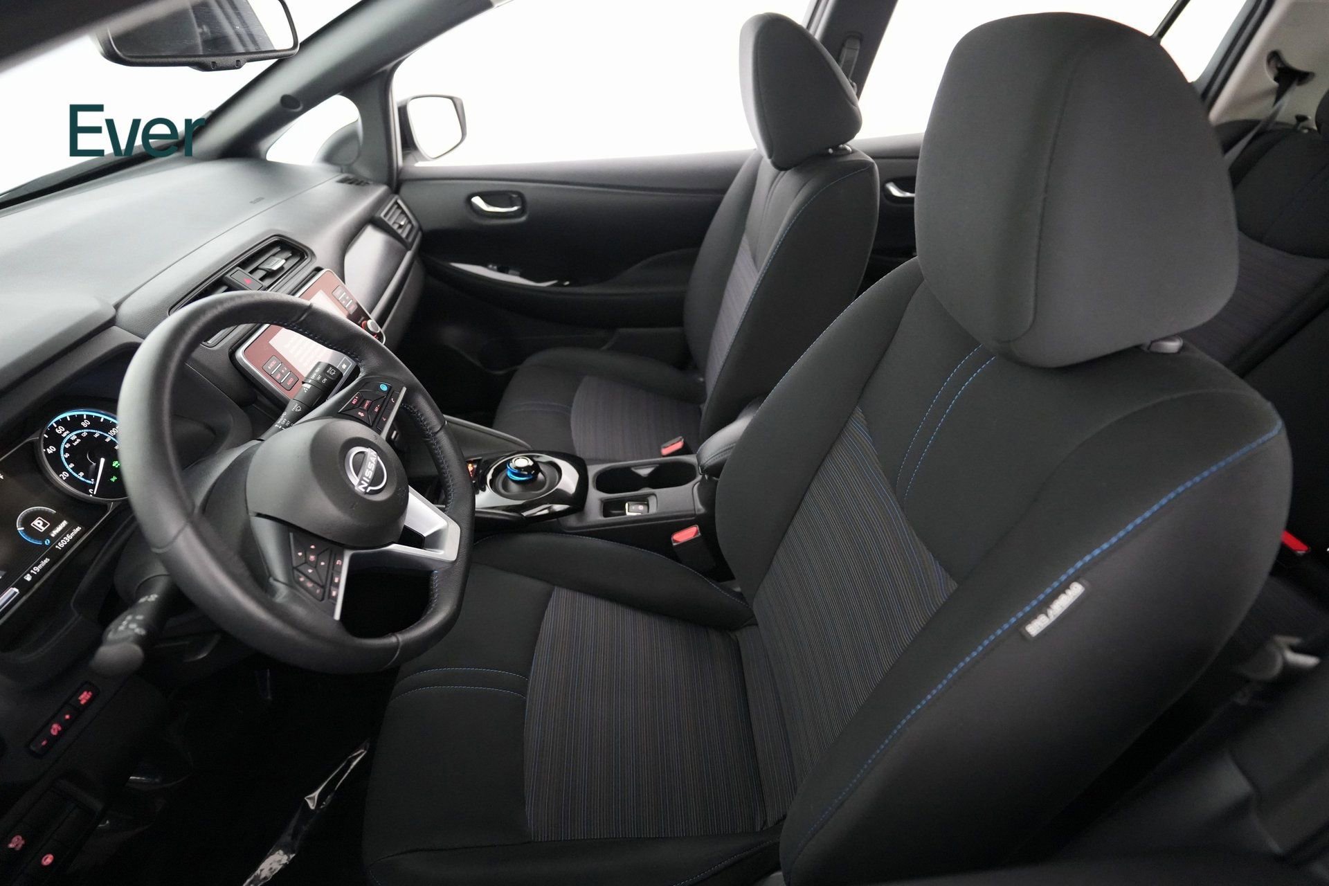 Used 2025 Nissan Leaf SV Plus image 7