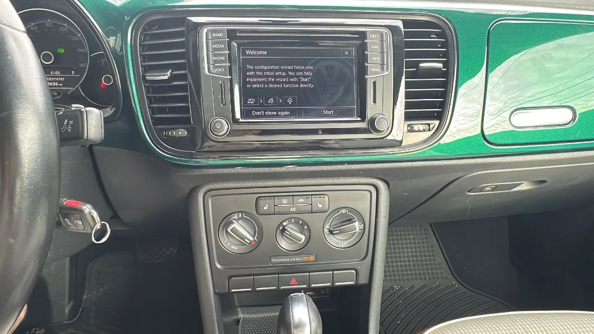 Used 2017 Volkswagen Beetle 1.8T Classic image 12