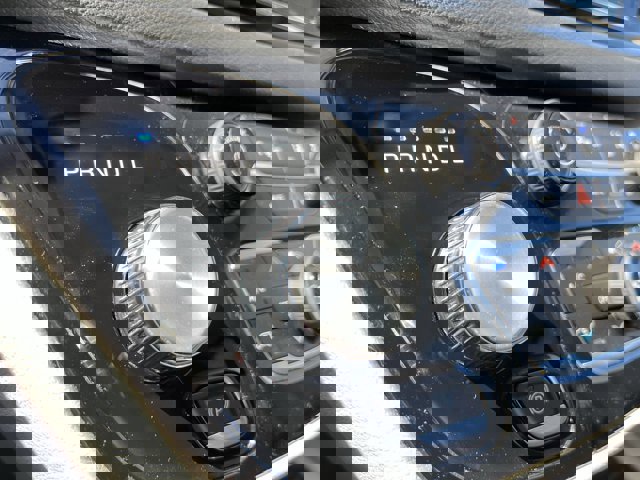 Used 2024 Chrysler Pacifica Touring-L image 16