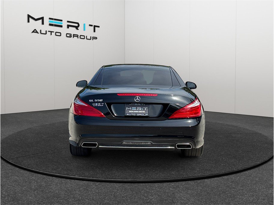 Used 2015 Mercedes-Benz SL 550 image 8