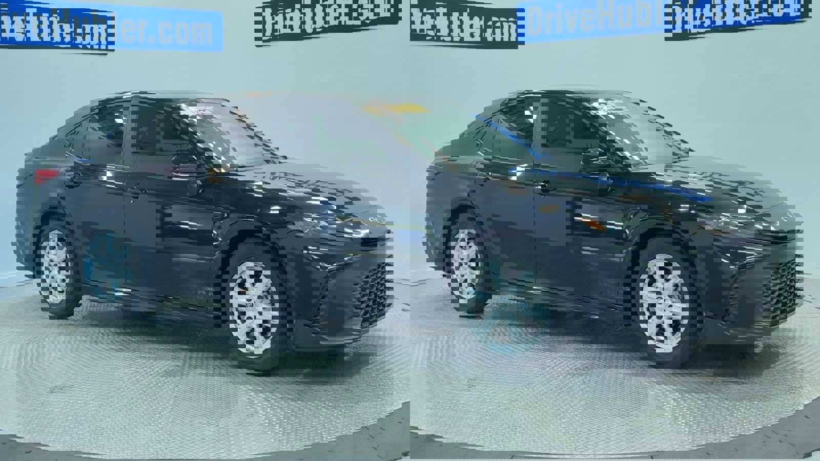 Used 2025 Toyota Camry SE w/ Convenience Package image 9