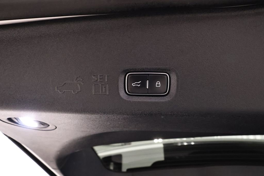 Certified 2025 Ford Expedition Max Platinum image 40