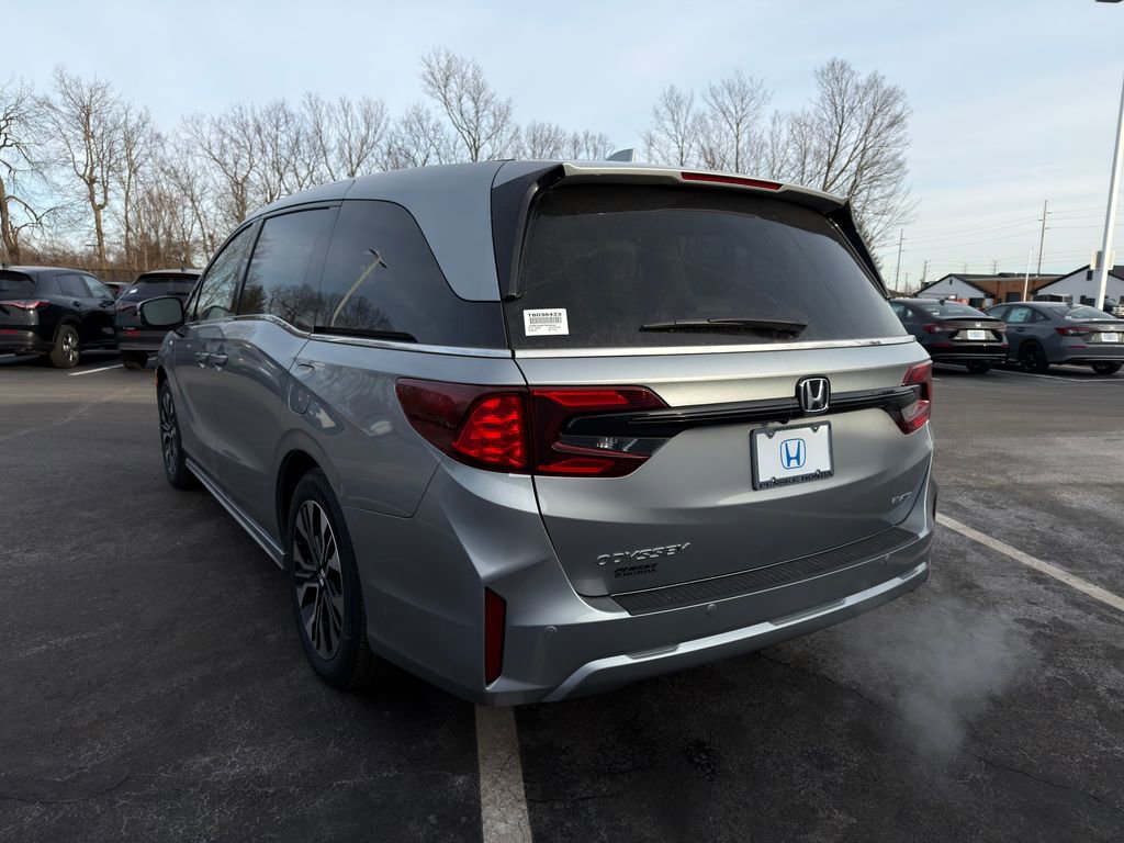 Used 2026 Honda Odyssey Elite image 3