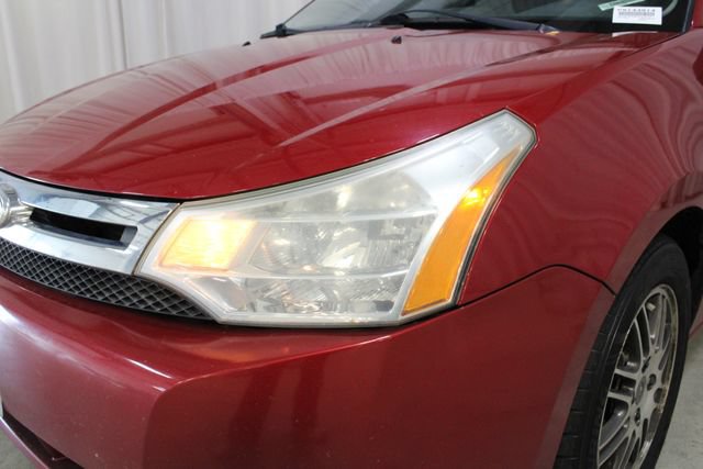 Used 2011 Ford Focus SE w/ Sedan SE Appearance Pkg FWD image 30