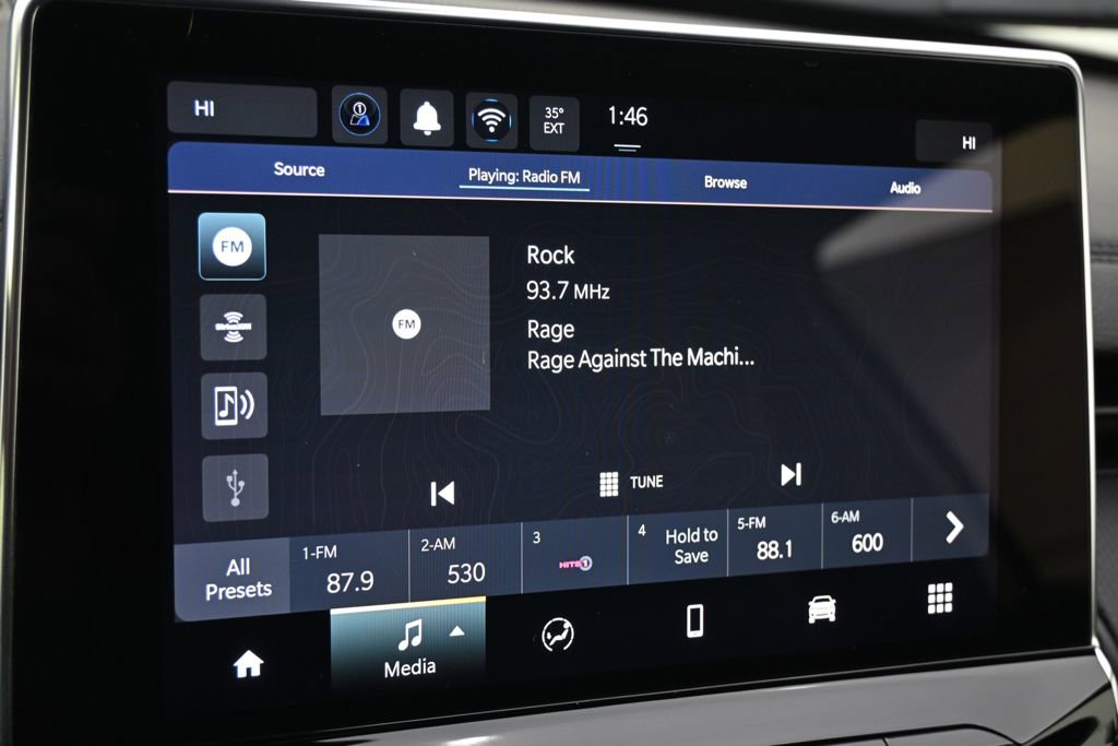 Used 2025 Jeep Compass Trailhawk image 28