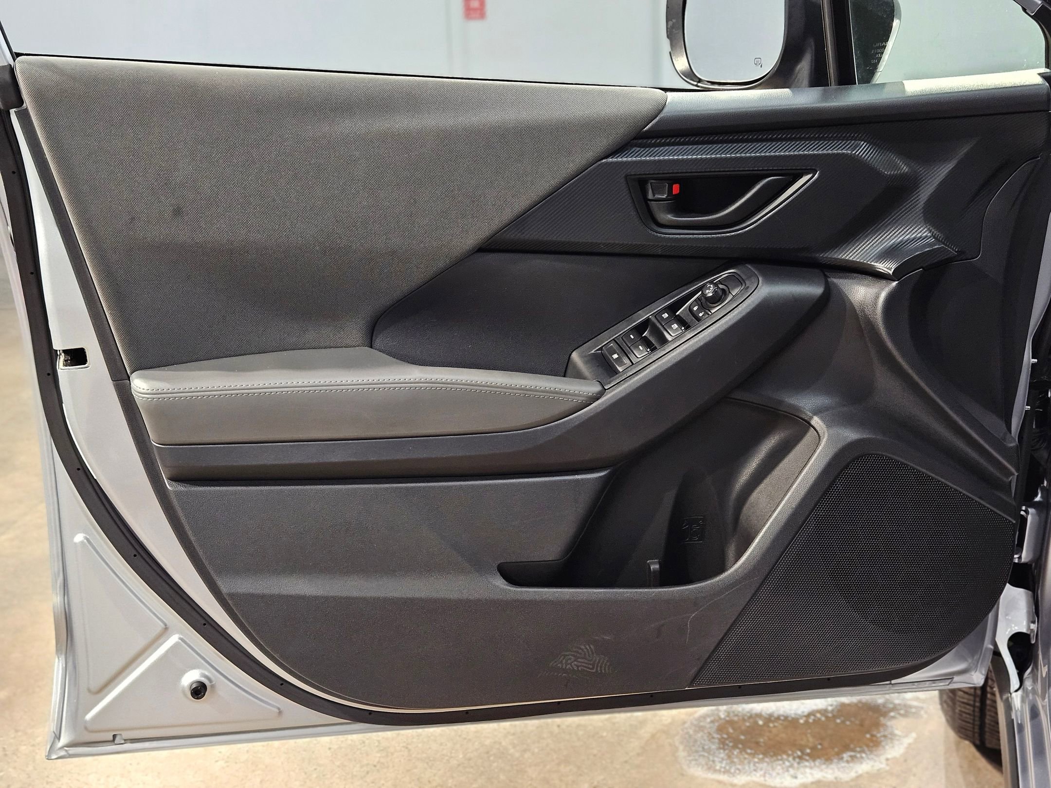 Used 2024 Subaru Crosstrek 2.0i Premium image 20