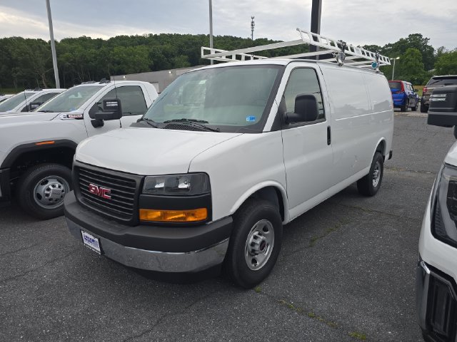 New 2026 GMC Savana 2500 w/ Driver Convenience Package RWD image 2