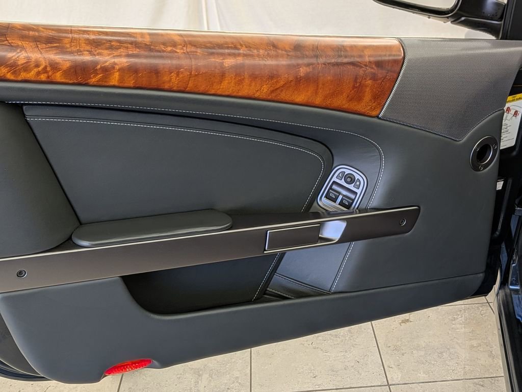 Used 2008 Aston Martin DB9 Volante image 22
