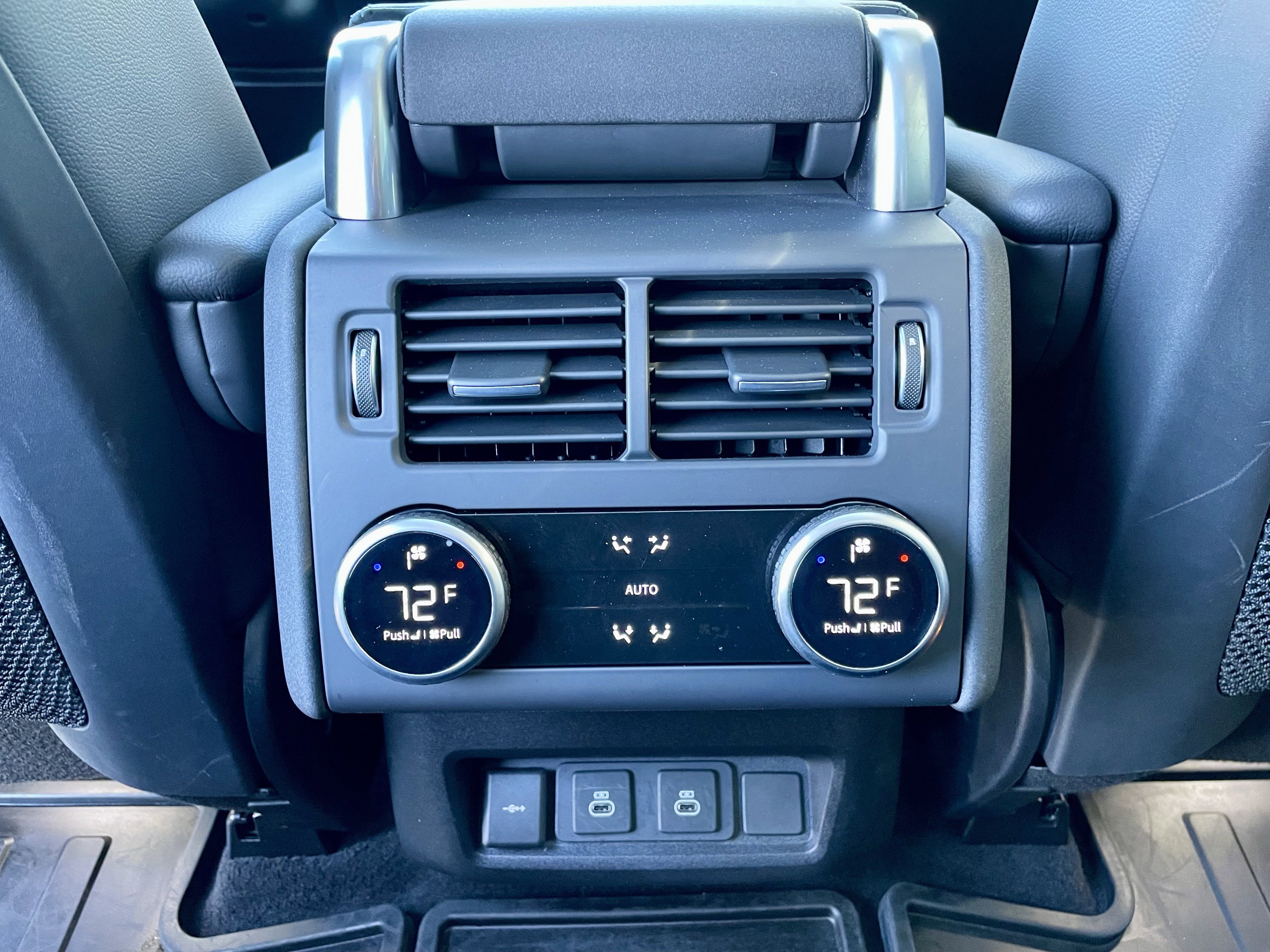 Certified 2024 Land Rover Discovery S AWD/4WD image 26