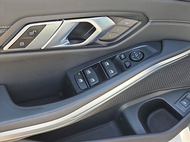 Used 2019 BMW 330i Sedan w/ Convenience Package RWD image 11
