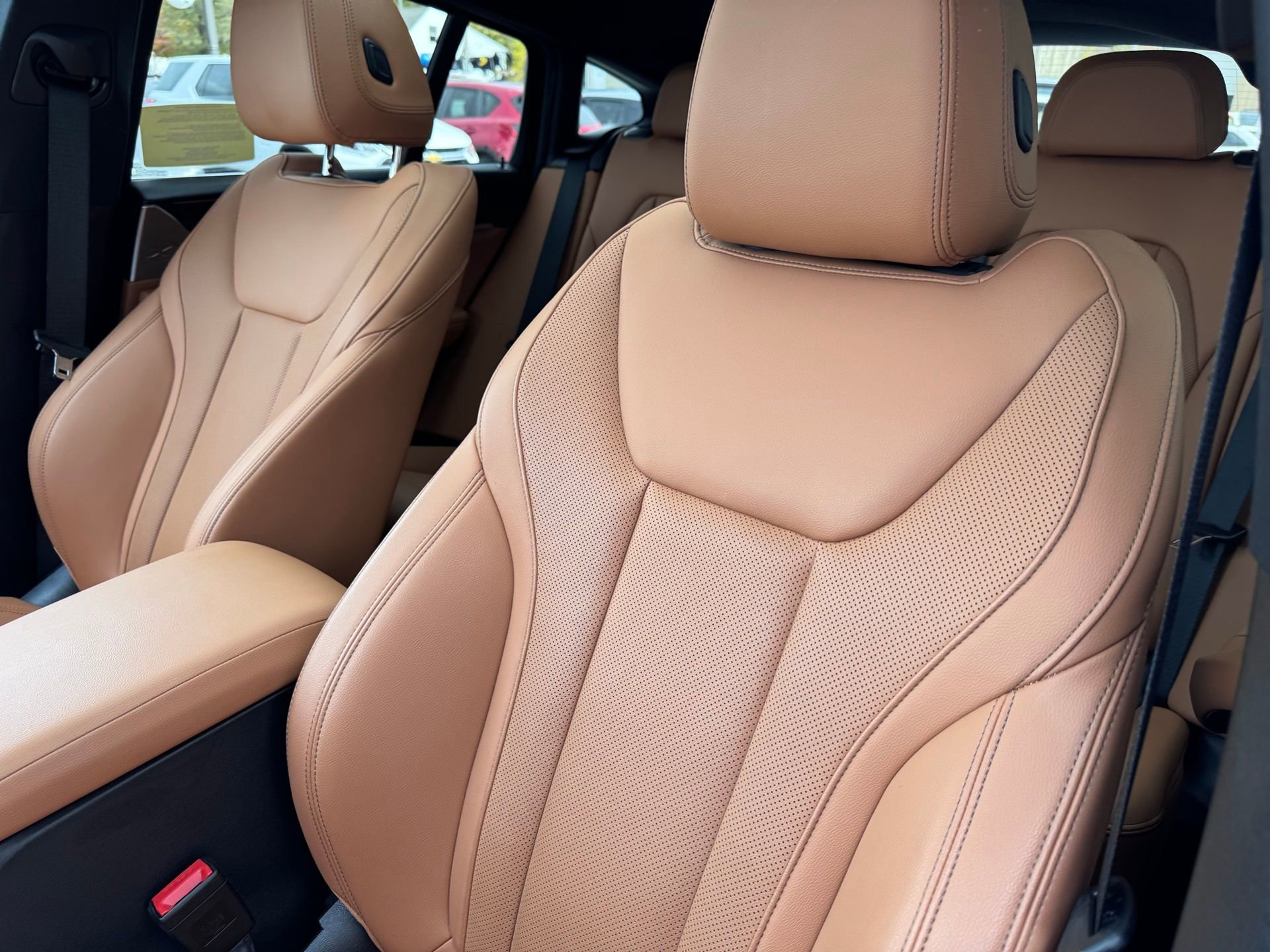 Used 2023 BMW X4 xDrive30i image 23