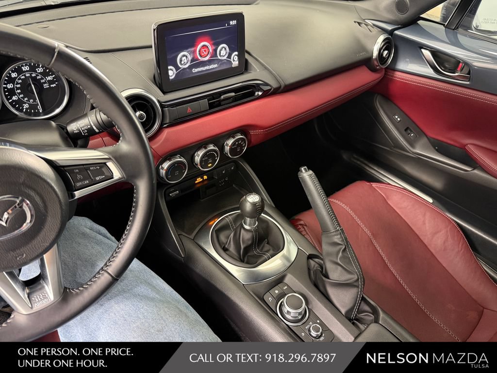 Used 2020 MAZDA MX-5 Miata RF Grand Touring RWD image 29