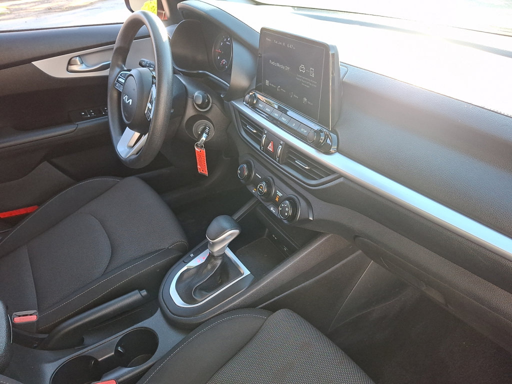 Used 2024 Kia Forte LXS FWD image 14