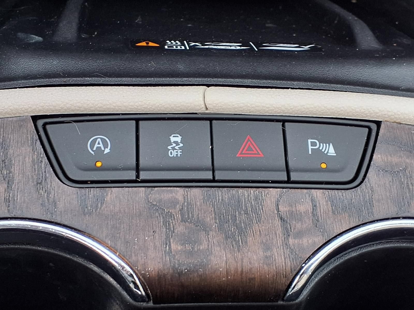 Used 2023 GMC Acadia Denali AWD/4WD image 8