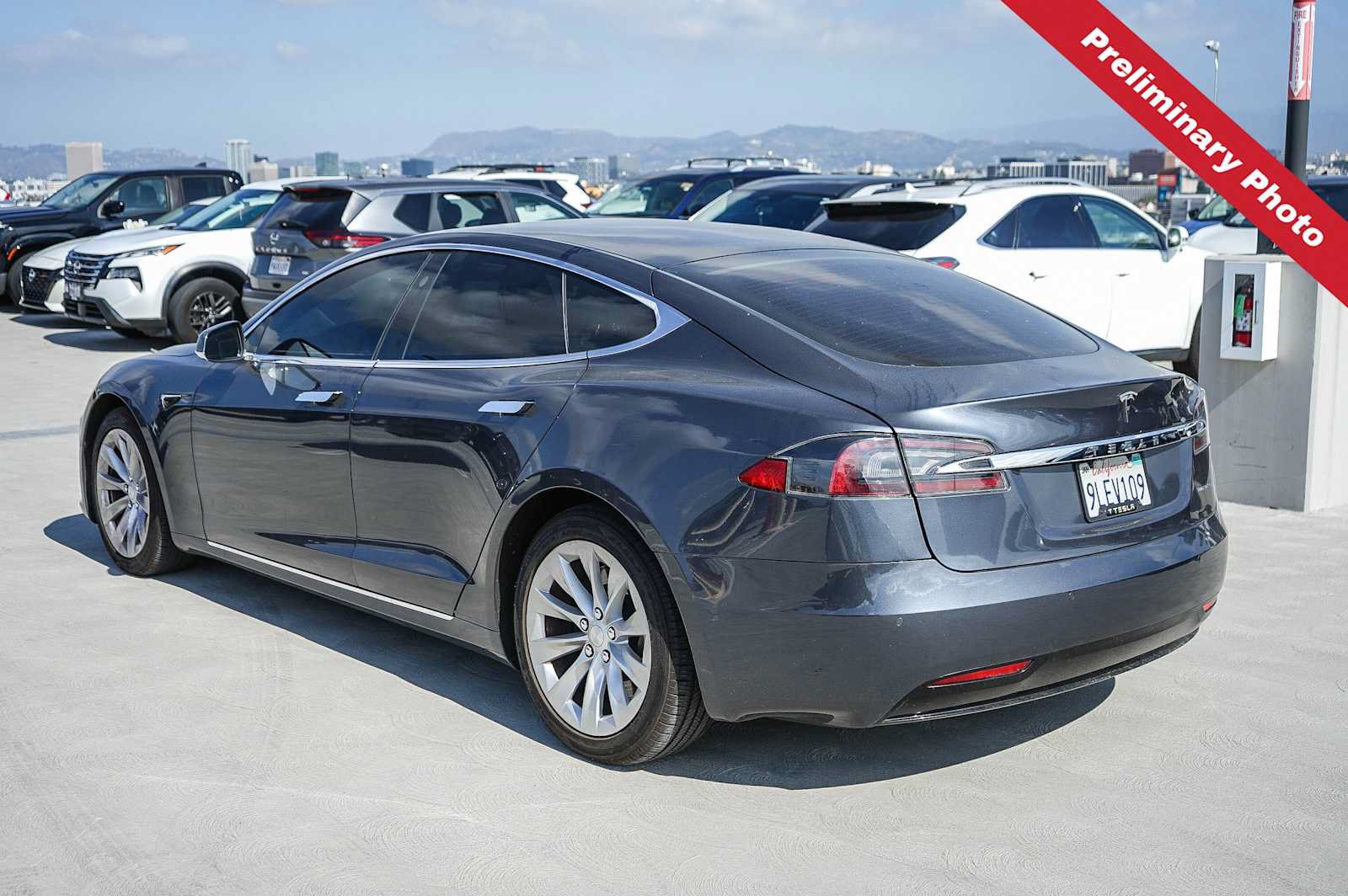 Used 2020 Tesla Model S Long Range AWD/4WD image 8