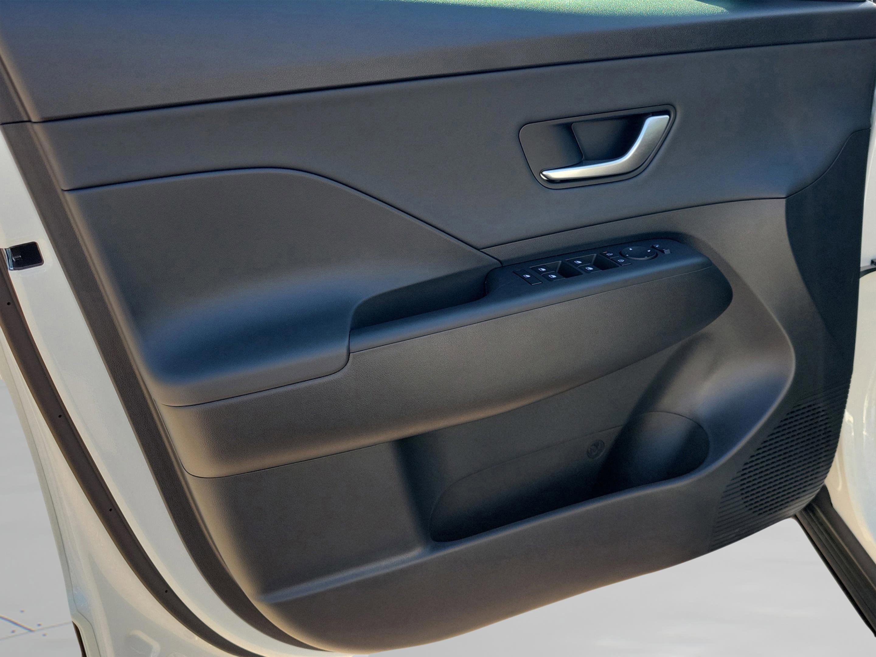 New 2026 Hyundai Kona SEL Premium image 29