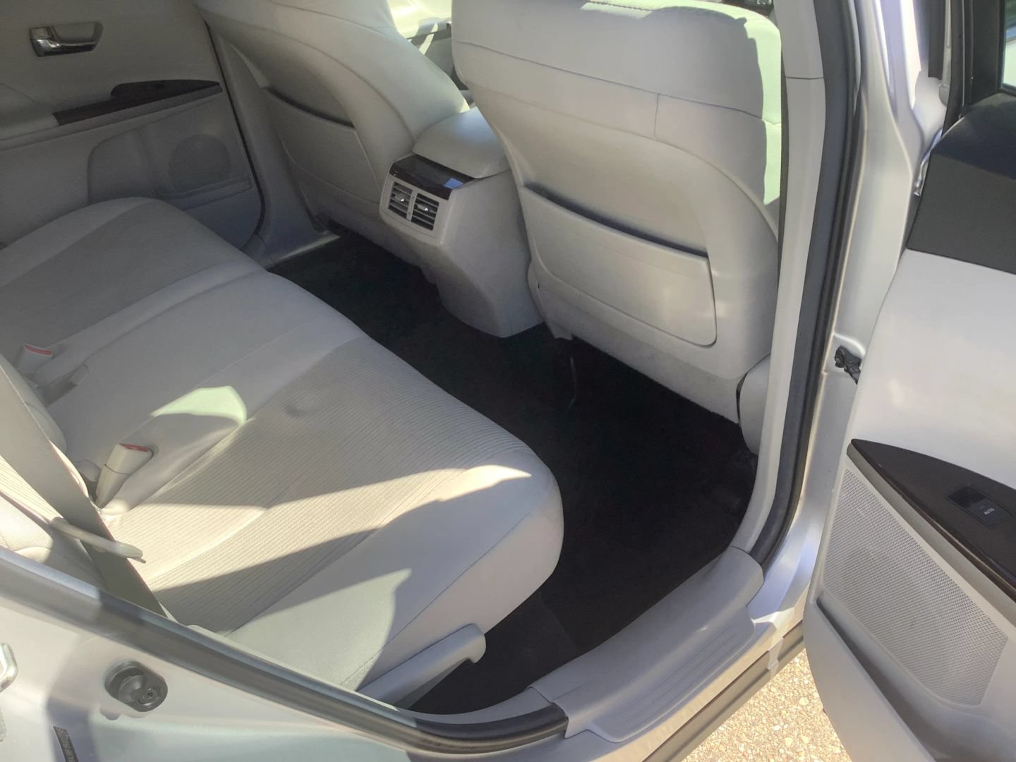 Used 2011 Toyota Venza AWD w/ Convenience Pkg image 14