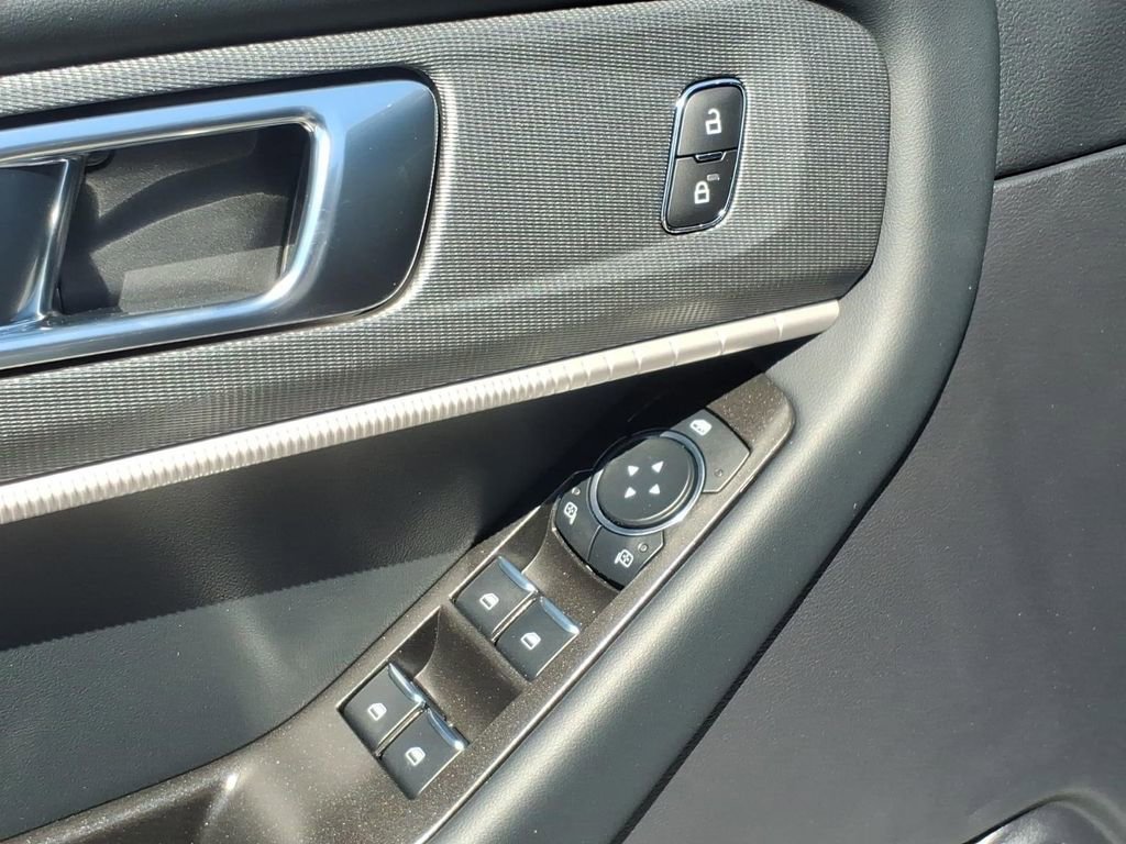 New 2026 Ford Explorer ST-Line AWD/4WD image 17