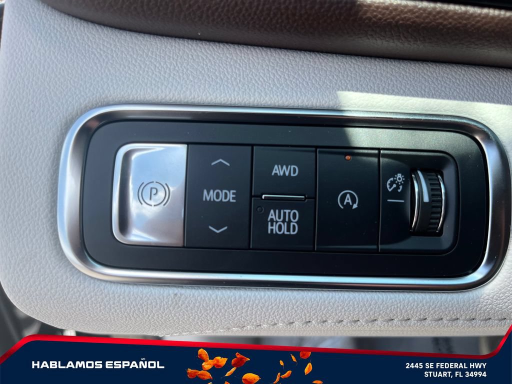 New 2026 Buick Enclave Avenir w/ Super Cruise Package AWD/4WD image 17