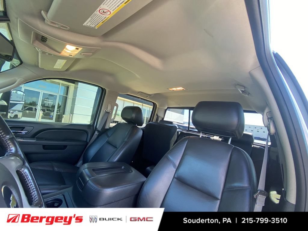 Used 2014 Chevrolet Silverado 3500 LTZ w/ LTZ Plus Package AWD/4WD image 20